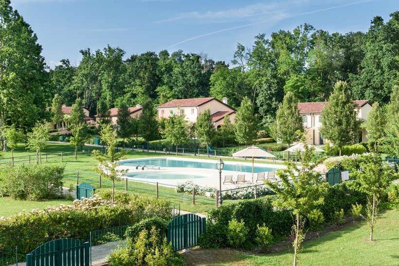 Petit Village Bogogno Rental Villas - Pool Area and common grounds