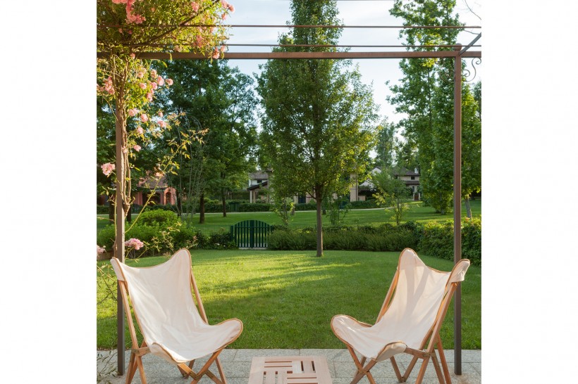 Petit Village Bogogno Rental Villas - Villa Double 62-63 patio front